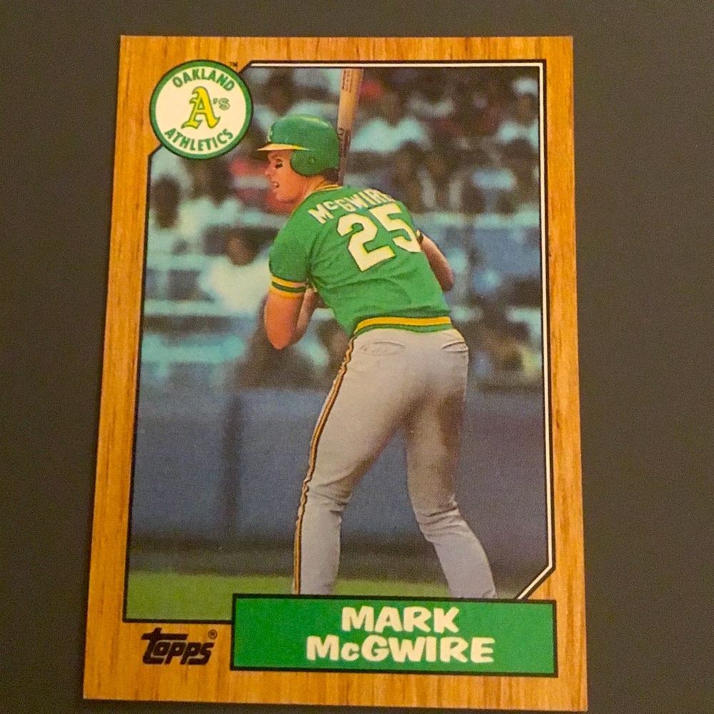 1987—- 8 topps baseball cards in mint condition